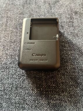 Canon Genuine Charger CB-2LA